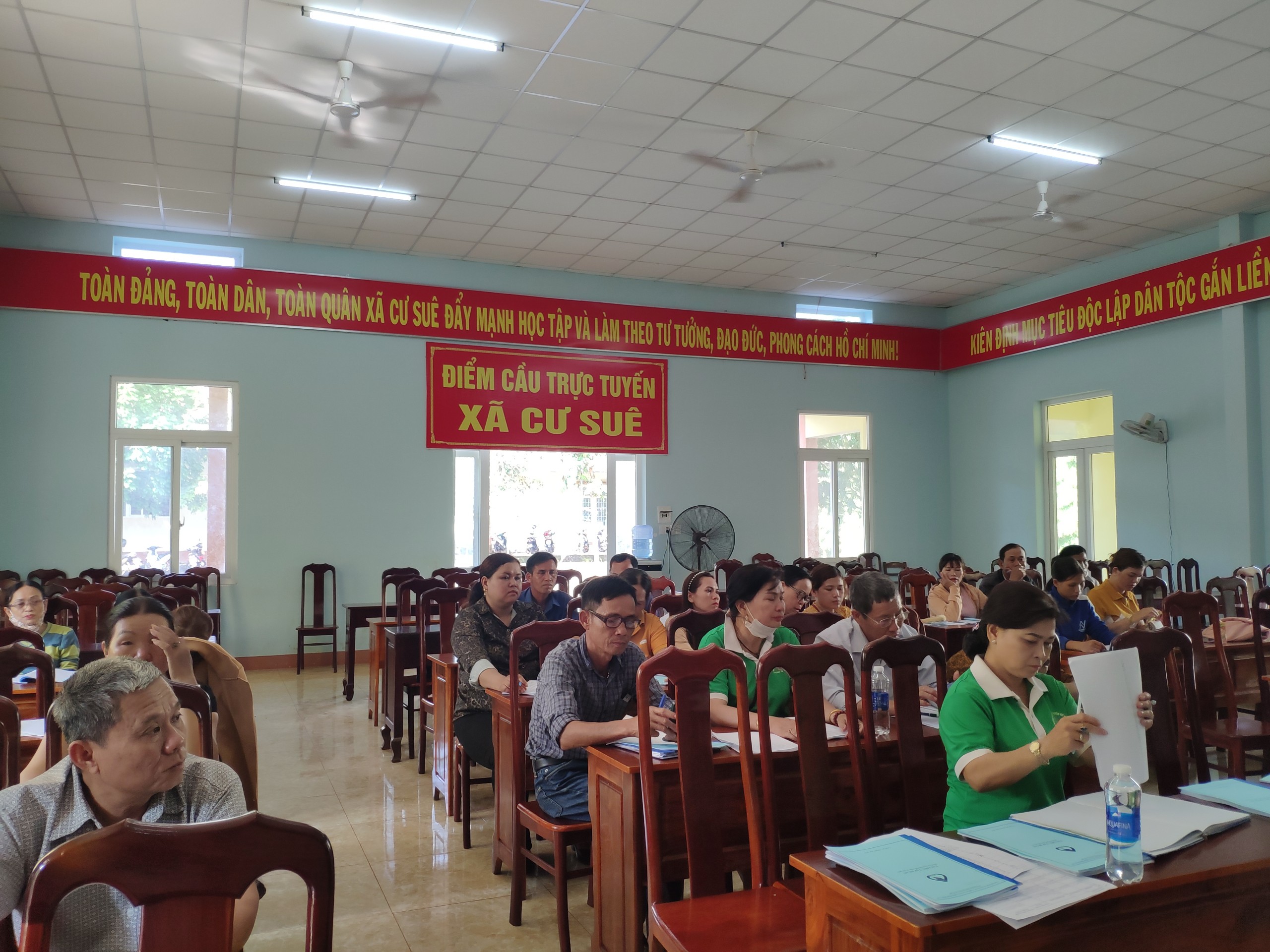 tap-huan-nhcs (2)